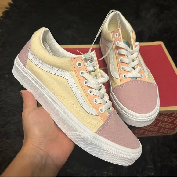 Vans Shoes - VANS old skool pastel multicolored lace up shoes sneakers women’s 7 new